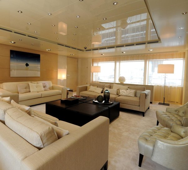 Main Salon Image Gallery – Luxury Yacht Browser | by CHARTERWORLD